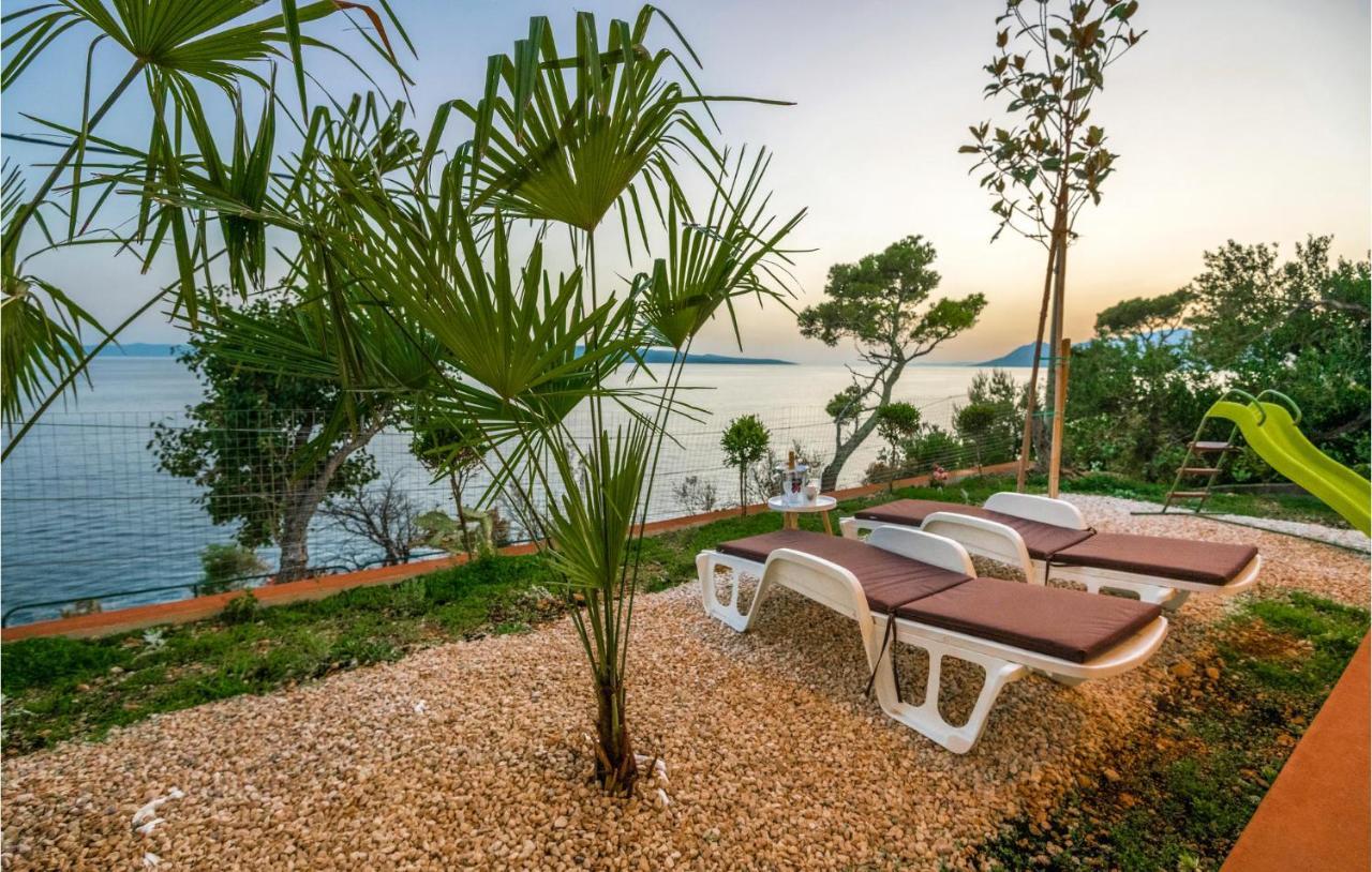Holiday Home Villetta Belveder Baška Voda Esterno foto