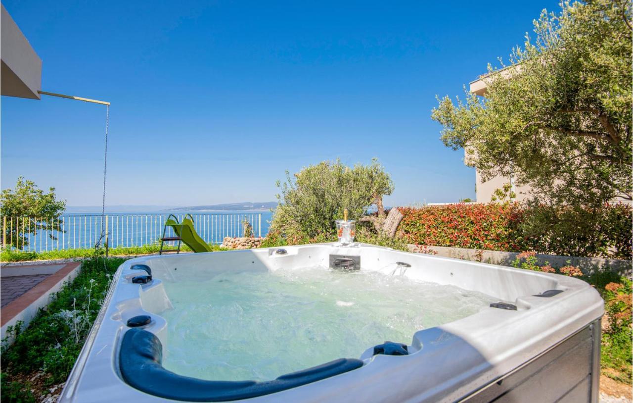 Holiday Home Villetta Belveder Baška Voda Esterno foto