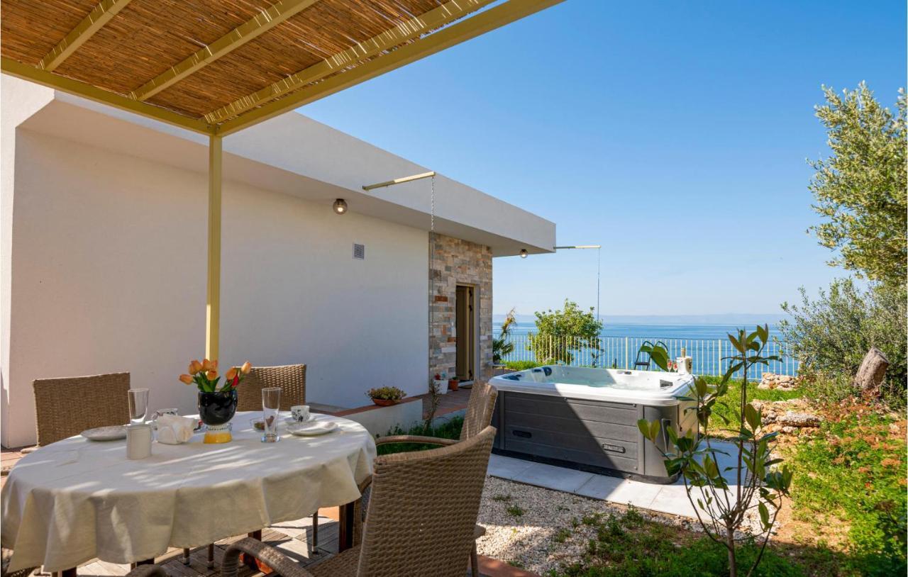 Holiday Home Villetta Belveder Baška Voda Esterno foto