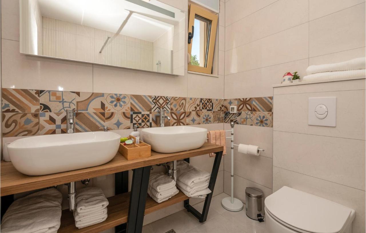 Holiday Home Villetta Belveder Baška Voda Esterno foto