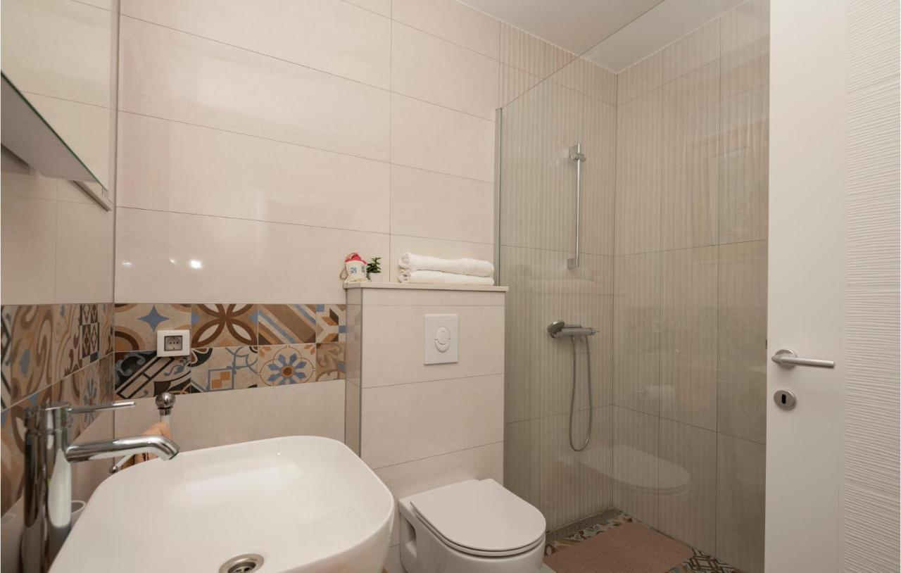 Holiday Home Villetta Belveder Baška Voda Esterno foto